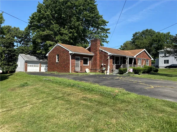 1109 Roosevelt St, New Castle, PA 16101