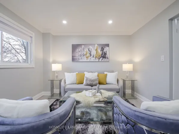 50 Silverbell Grv #4, Toronto, ON M1B 2L7