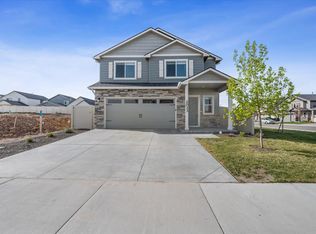 2038 E Tugela Falls St, Kuna, ID 83634