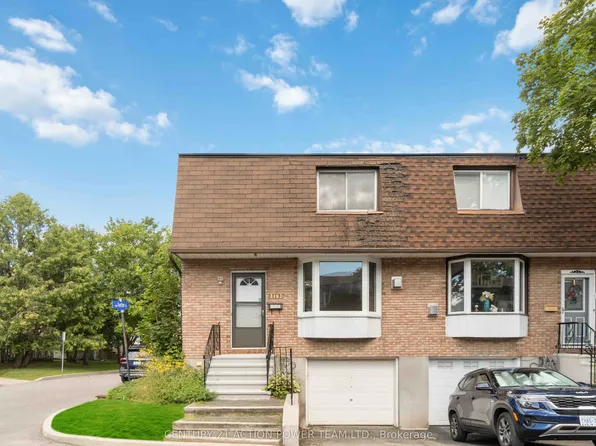 3103 Armada Ave #17, Ottawa, ON K1T 1T6