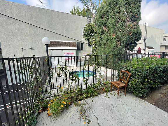 5th image of 9140 Burnet Ave Unit 25