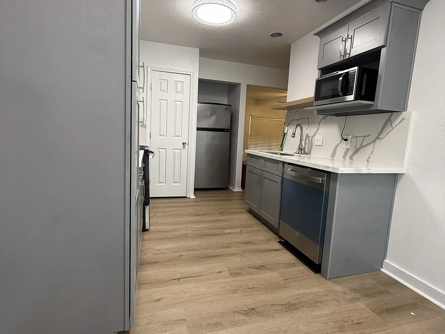 465 Shady Drive Unit # 1 - 1 — Photo 3