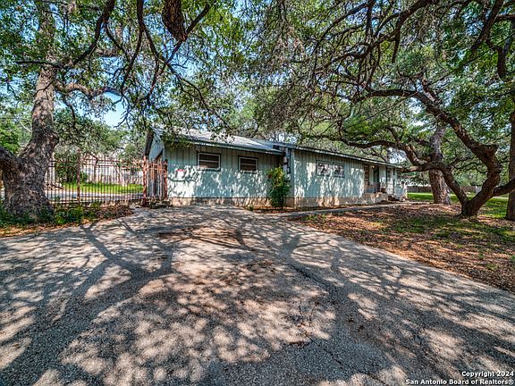 3rd image of 11827 ORSINGER LN