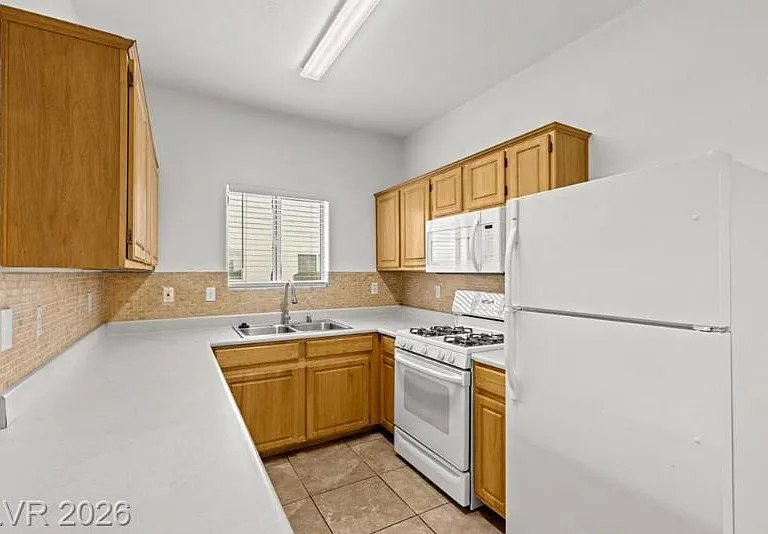 5650 E Sahara Ave — Photo 7
