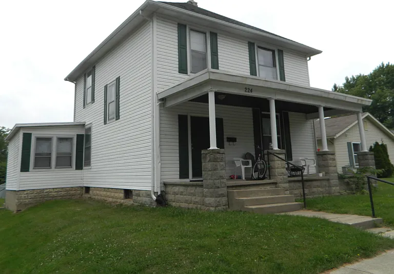224 S 14th St — Photo 2