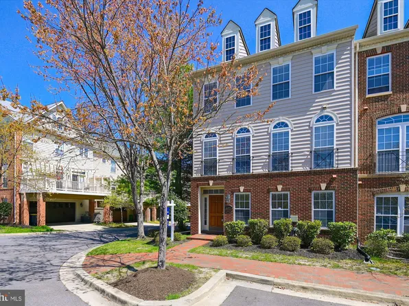 2300 Barnstable Dr, Upper Marlboro, MD 20774