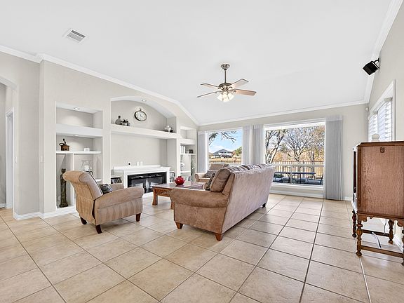 5th image of 11316 Southerland Dr
