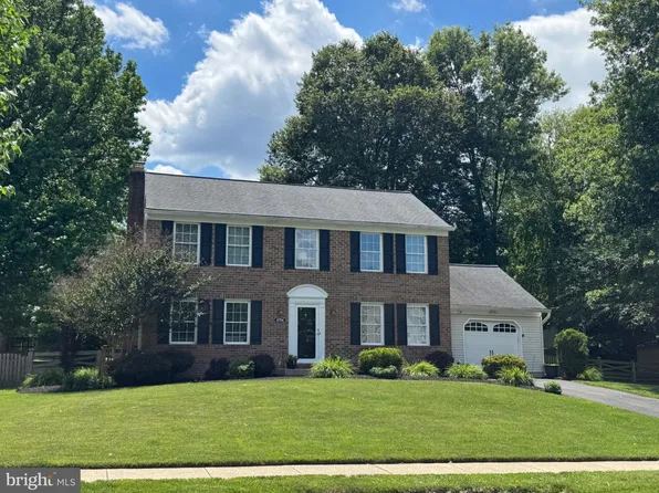4704 Yorkshire Dr, Ellicott City, MD 21043