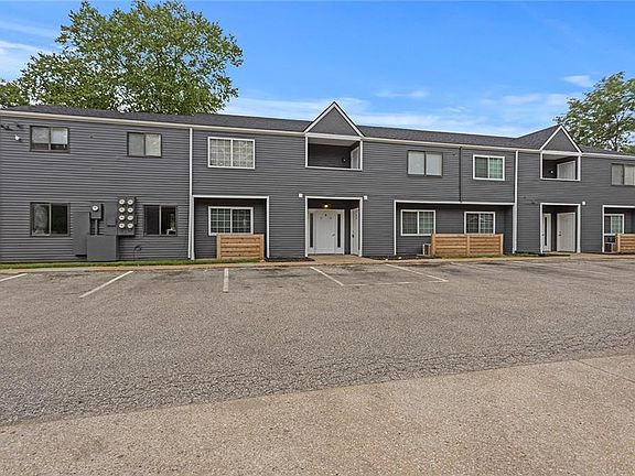 2nd image of 1506 W 25th Ct APT E4