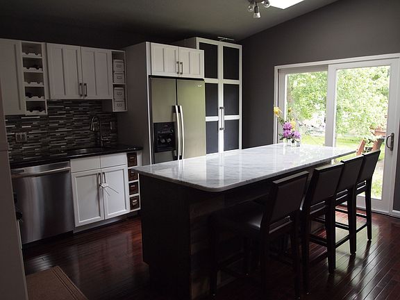Kitchen Island