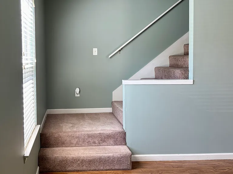 862 West St — Photo 12