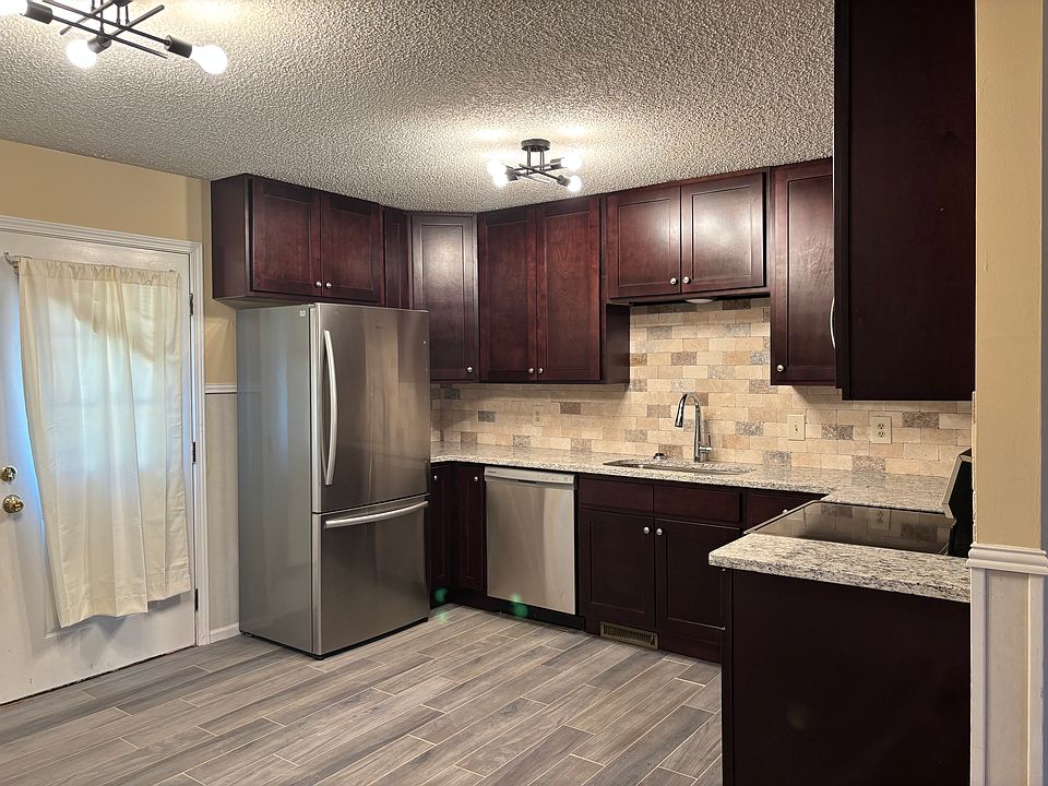 1st image of 2704 Debbie Dr #A