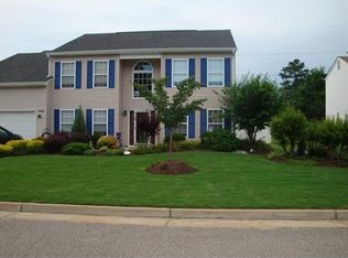 300 Hounds Chase, Saint Matthews, VA 23693