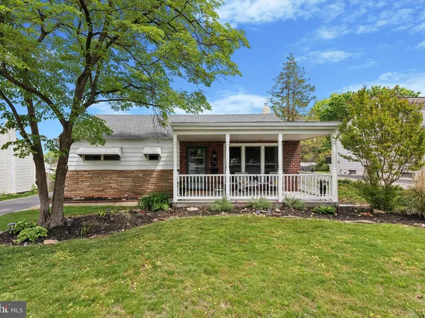 515 W Anderson Ave, Phoenixville, PA 19460