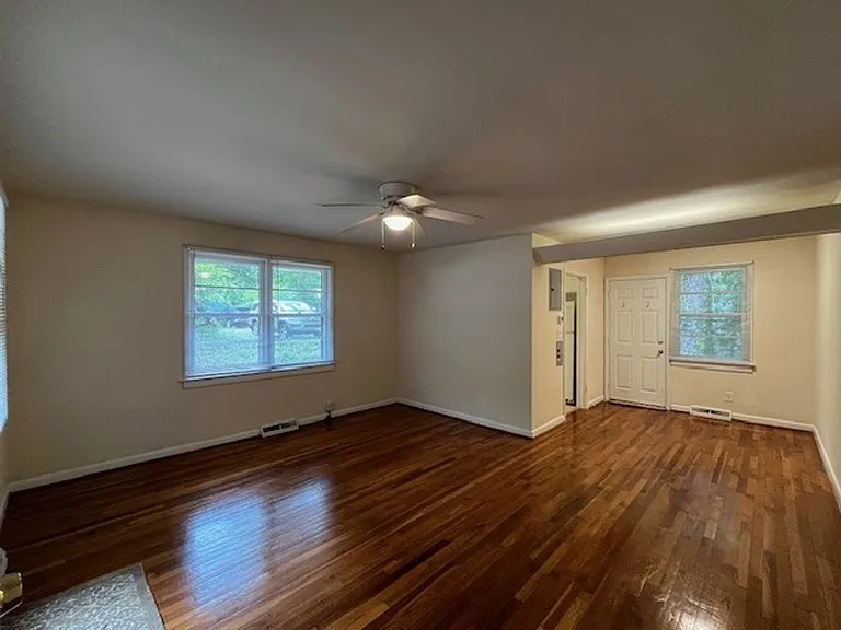 117 Purefoy Rd — Photo 7