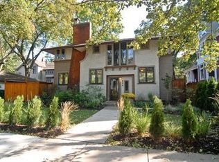 911 Chicago Ave, Oak Park, IL 60302