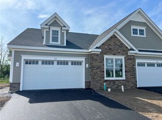 212 Cos Grande Hts, Rochester, NY 14618