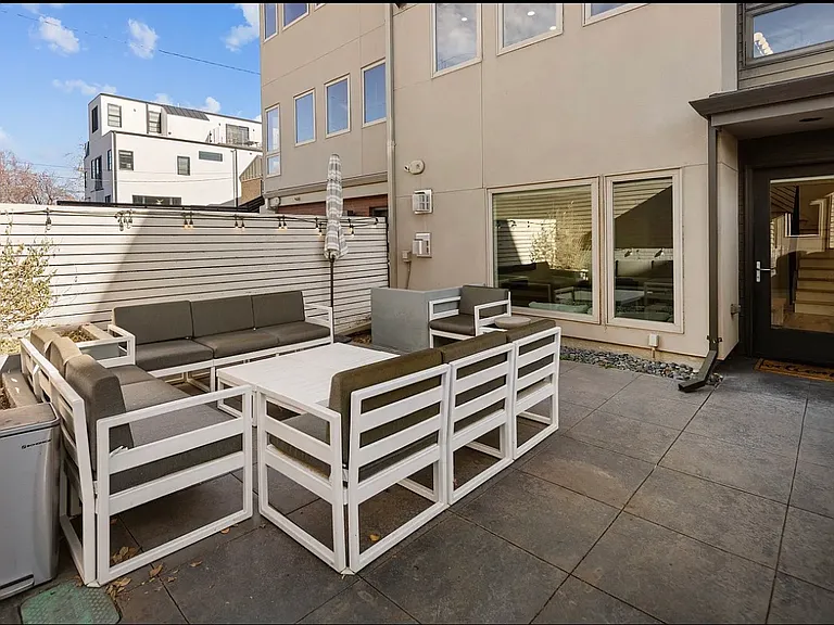 2543 S Sherman St — Photo 34