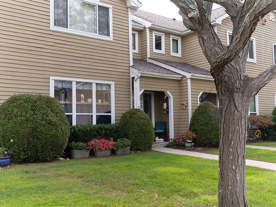 Birchwood At Spring Lake 39 Eric Dr Middle Island NY Zillow