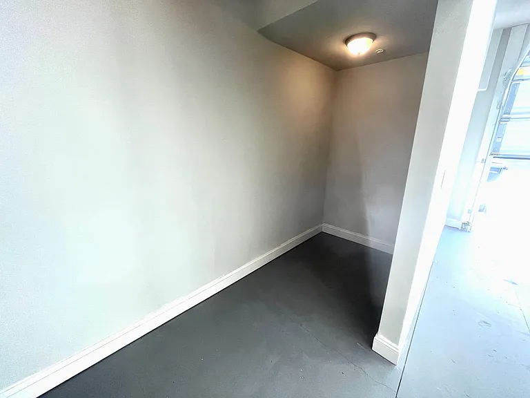 8035 Linfield Way #11 — Photo 26