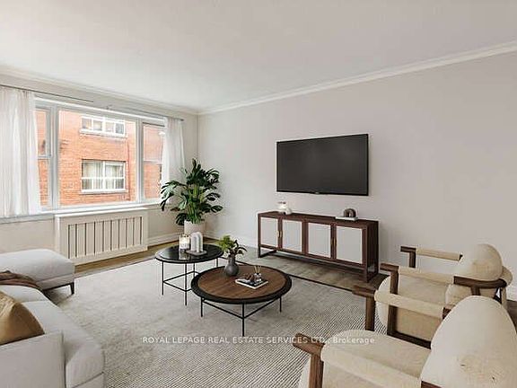2nd image of 18 Anglesey Blvd #203