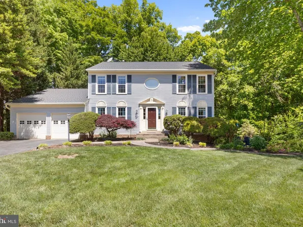 15030 Knickerbocker Dr, Woodbridge, VA 22193