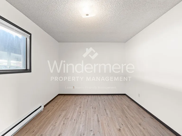 13315 E Skyview Ave — Photo 10
