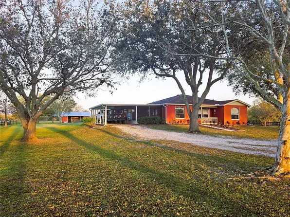 3332 Bear Bay Rd, Myakka City, FL 34251