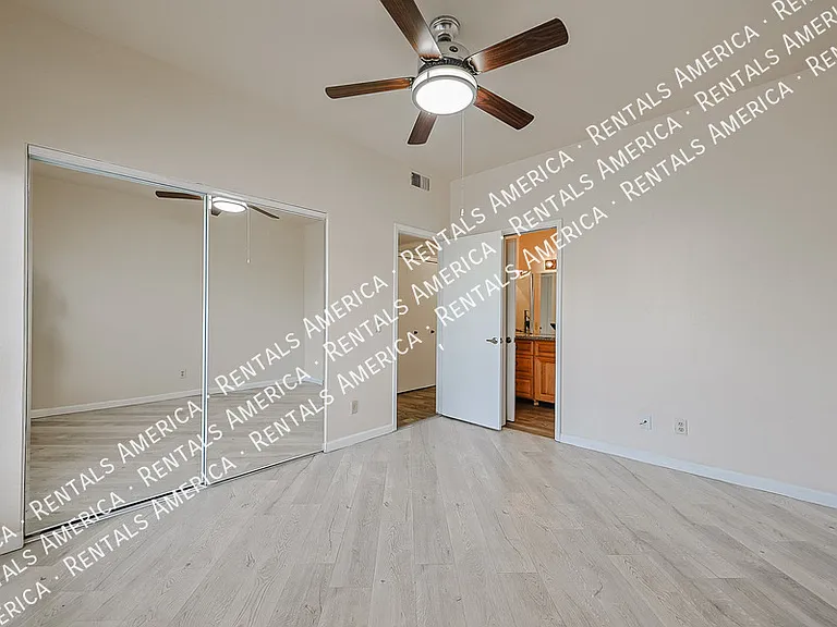 11666 N 28th Dr #196 — Photo 4