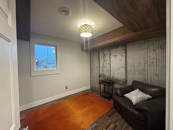 5th image of 7281 Meadowlawn Dr #1