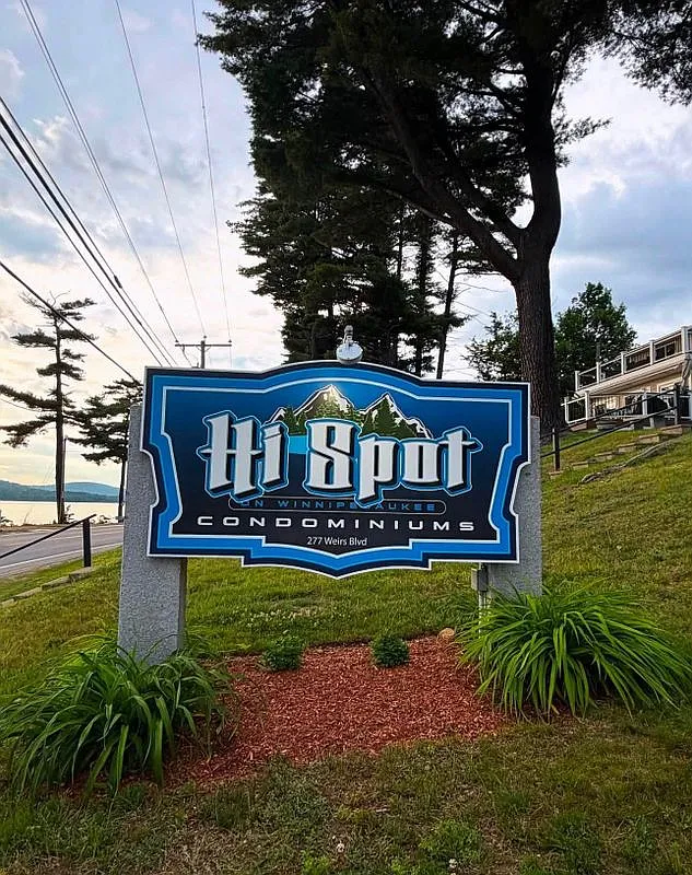 1 bed, 1.0 bath, 249 sqft, $1,300 — Photo 1