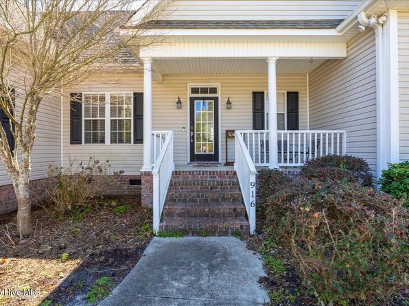 916 Sloop Point Loop Road, Hampstead, NC 28443