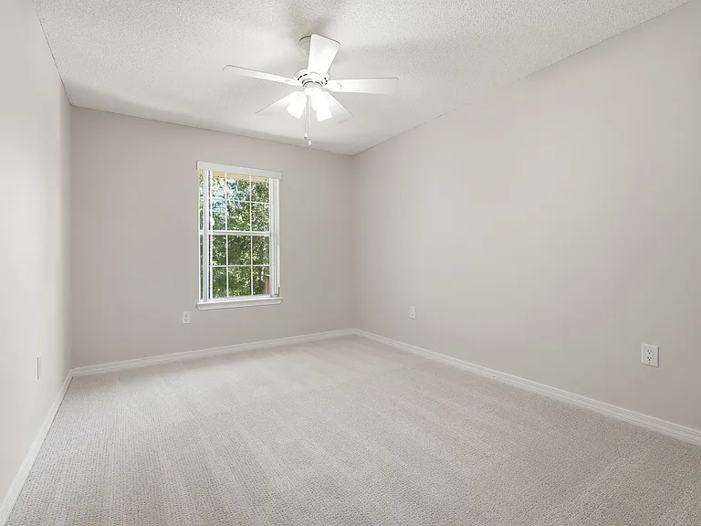 4881 Traxx St — Photo 34