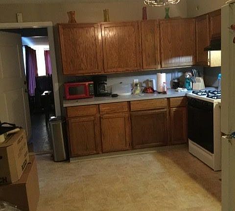 Kitchen ... has range, fridge , dishwasher and garbage disposal.