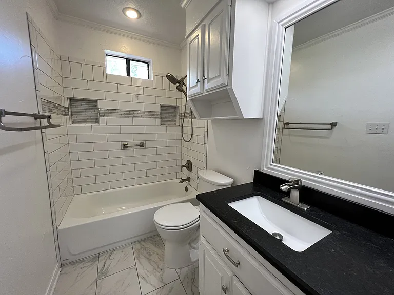 407 N Bordon St — Photo 20