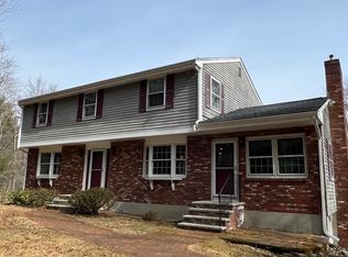 31 Cedar St, Boxford, MA 01921