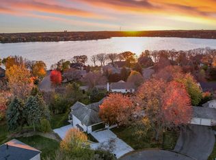 10215 27th Ave N, Plymouth, MN 55441