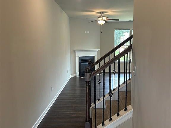 3rd image of 3701 Prospect Point Dr