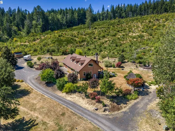 2401 Loop Rd, Stevenson, WA 98648