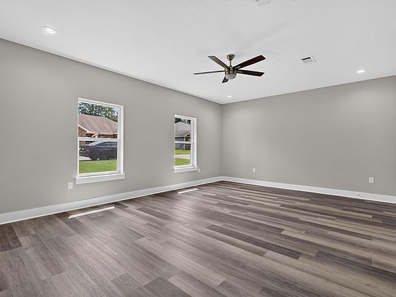 5th image of 4540 Hermosa Rd