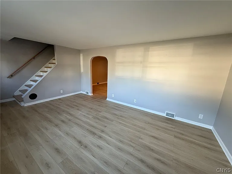 106 Keith Dr — Photo 6