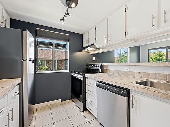 2nd image of 3021 S Ursula Cir APT 301