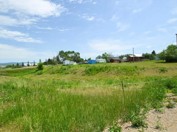 500 Wright St, Lewistown, MT 59457