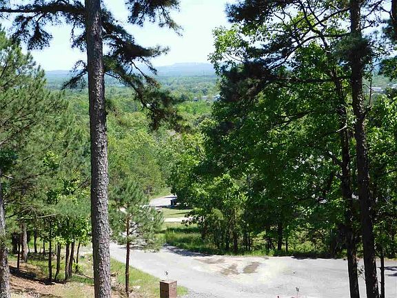 2nd image of 201 Tupelo Dr
