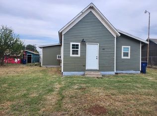 610 W Pennsylvania Ave, Chickasha, OK 73018