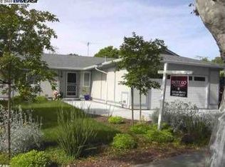 6463 Flanders Dr, Newark, CA 94560