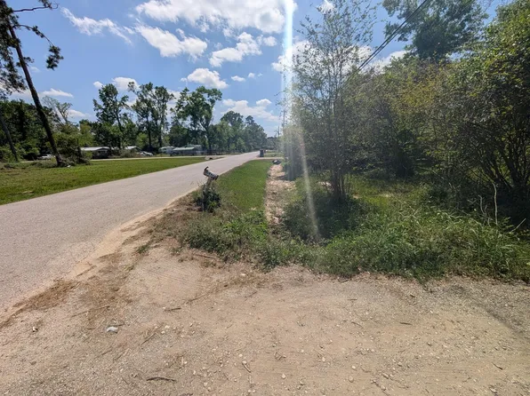 19970 Live Oak Burr Dr, Porter, TX 77365