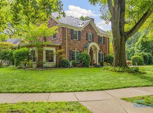 2460 Barrington Dr, Toledo, OH 43606