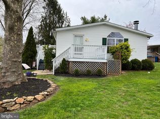 12 Big Elk Dr, West Grove, PA