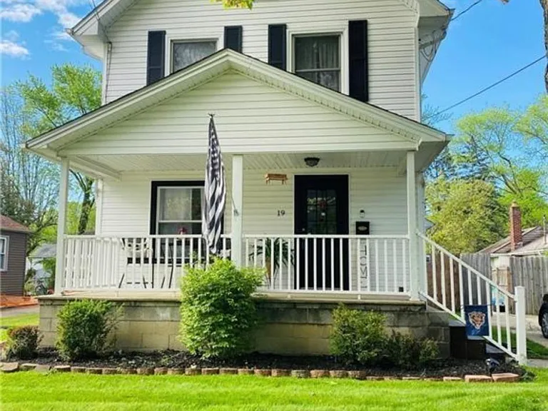 19 Delaware Ave — Photo 2